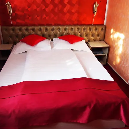 Hotel Asia Hotel 3*
